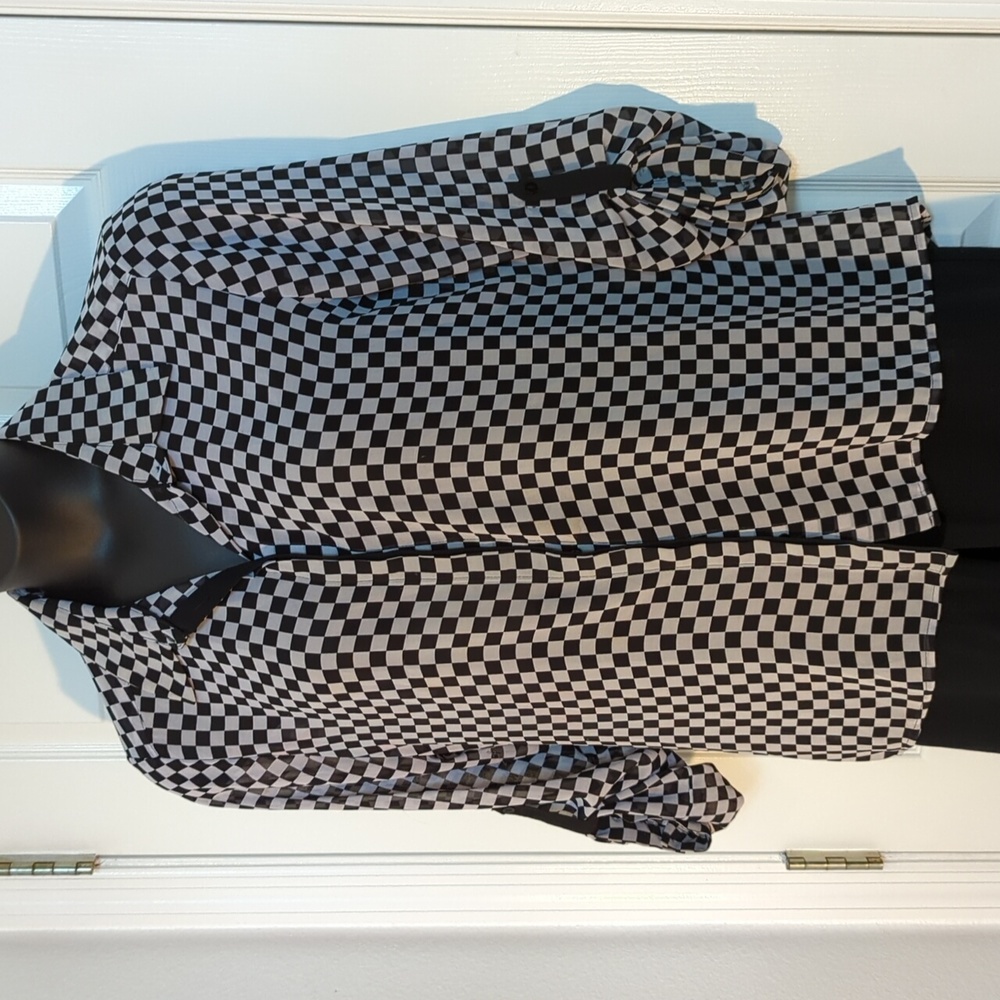 New Directions Black and White Checkered Blouse